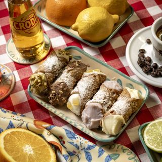 Mini cannoli 12 buc: 4 arome