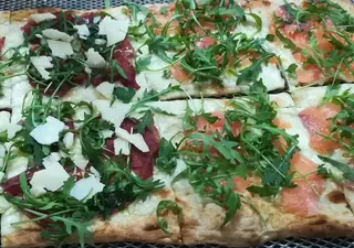 Pizzone misto 