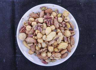 Микс за ценители Маминете ядки (100гр)