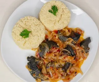 Escargot & attiéké