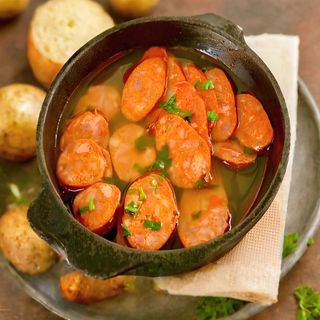 Chorizo a la sidra