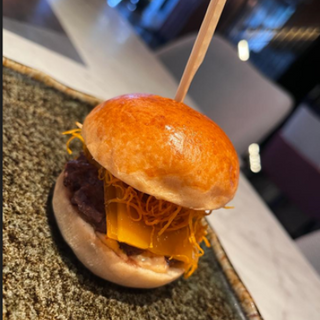 Mini wagyu burgers
