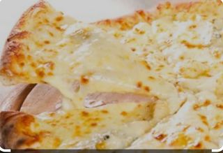 Pizza 4 Fromages