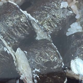 105A-Futomaki De Langostino Tempura Y Queso (4 Uds.)