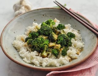 Broccoli in garlic sauce