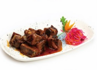 Costilla con salsa BBQ