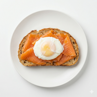 Tostada Integral De Salmón Y Huevo