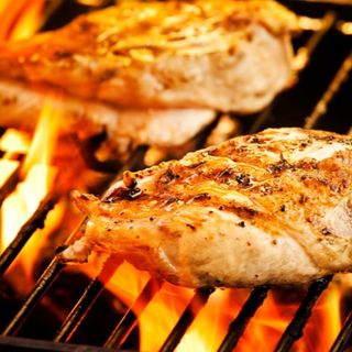 Pollo al carbón