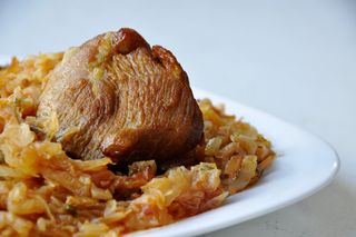 Свинско със зеле (350г)