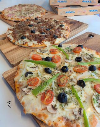 Pizza De Pollo Asado (33 Cm.)