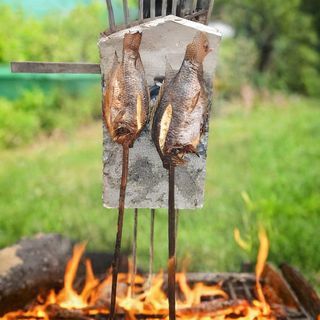 Carpe Piqué + Une Boule D'attieké