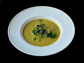 Сирний суп з броколі і чеддером (330g)