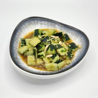 Insalata di cetrioli