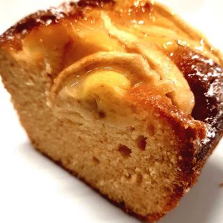 Trancio plum cake allo yogurt e mele