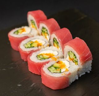 Філадельфія з тунцем (8шт/300г)