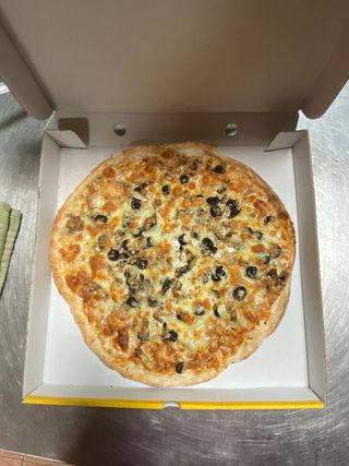 Pizza Calzone (Mediana)