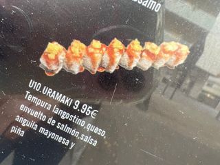 U10. Uramaki Tempura Langostino Y Queso (8 Pzs.)