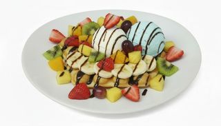 Bubble Waffle Frutas com Duas Bolas de Gelado