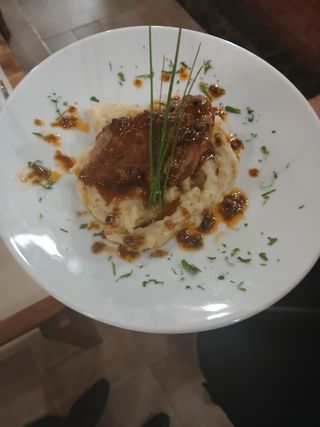 Свинско бонфиле със сос  Мадагаскар (350г)