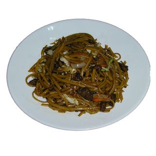 34. tallarines fritos con ternera