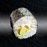 Хосомаки Филаделфия и авокадо (115г)