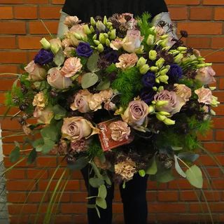 Bukiet pudrowy z różą