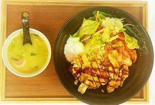 42. Ta Ro Chicken Don