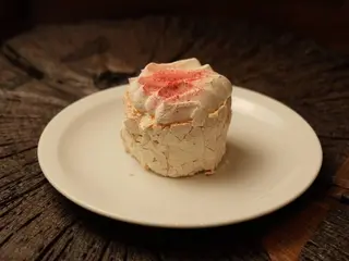 Меренговий рулет (100g)