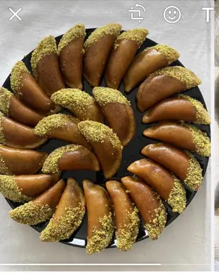 Qatayef cu nuci (2 buc) 150g