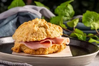 Scone Fiambre