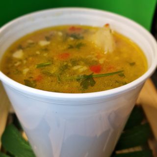 Sopa de costilla de ternera