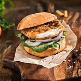 Crispy Chicken Bon Filet Burger  +FREE CAN OF COCA-COLA