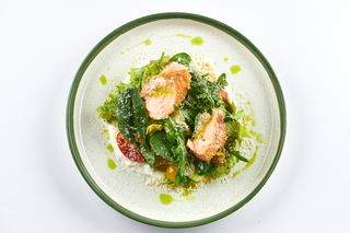 З лососем гриль та сиром Лабне (200г)