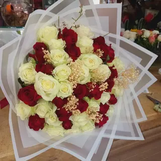 25 roses mélange