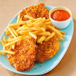 Viennese di pollo, Menu 2, con Patate fritte,  limone e piccola insalata