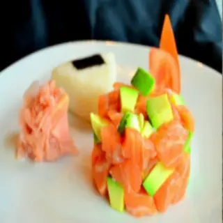 Tarta Salmón Con Avocado