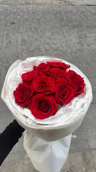 Ramo 9 Rosas