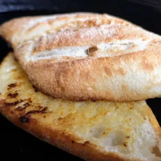 Pan Con Ajo