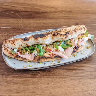 Sendvic Mortadela Specijal