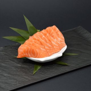 Sashimi salmone - 4 pezzi 