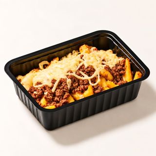 Patatas Con Carne y Queso