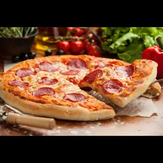Pizza De Salami