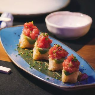 Nigiris maguro katsu