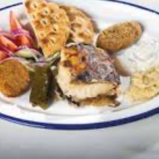 Plato Combinado A-Pollo Special