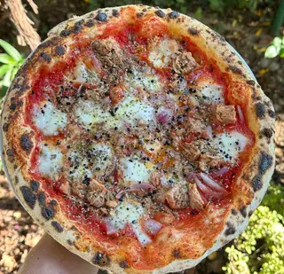 Tuna puttanesca