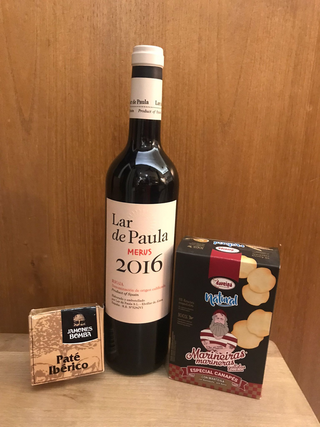 Vino Lar De Paula, 100% Tempranillo Crianza + Mariñeiras Mantequilla+ Paté Ibérico