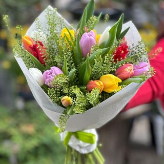 Buchet 17 lalele colorate