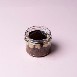 პრალინეს ნამცხვარი ქილაში