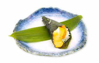 202. Temaki spicy salmone