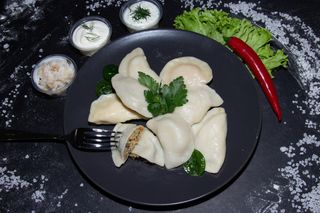 Pierogi kapusta z grzybami 8szt.